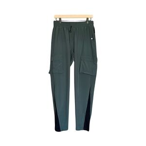 Zella Cargo Joggers - Size: M